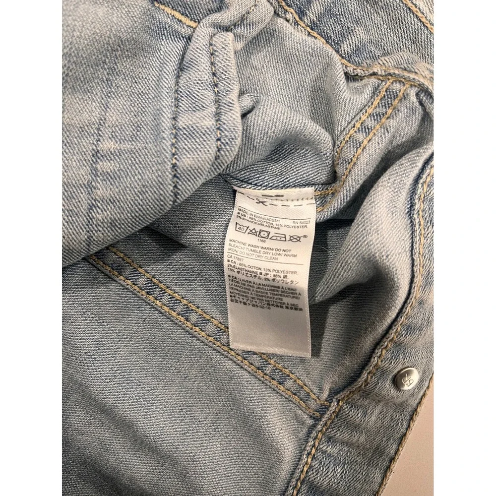Banana Republic Light Wash Denim Trucker Jacket Women Size M‎